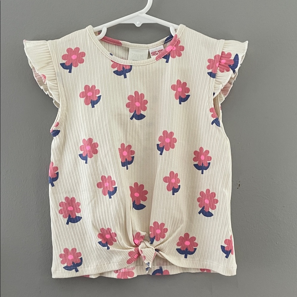 🌸Zara Cream Floral Kids Tee